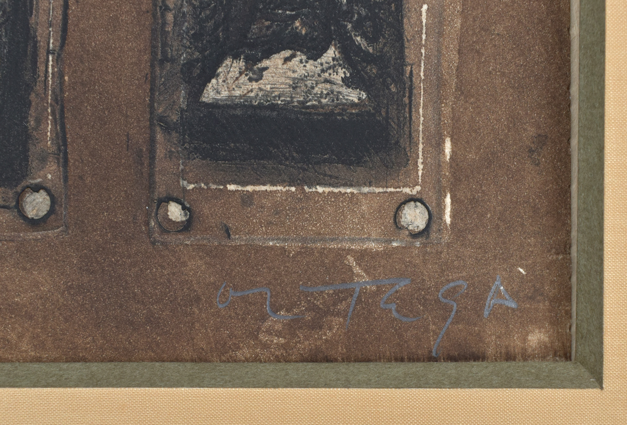 38635AB_2.jpg